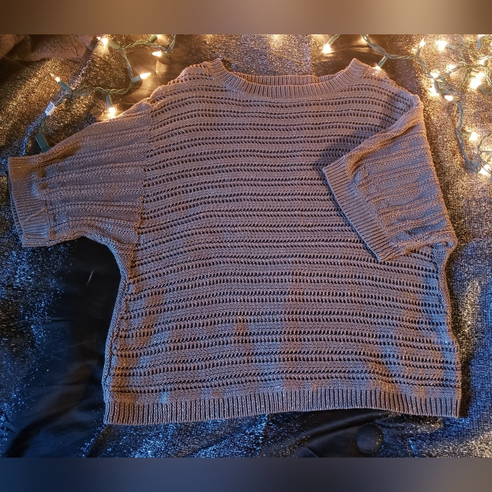 New York & Company Women's brown shirt  Size M.